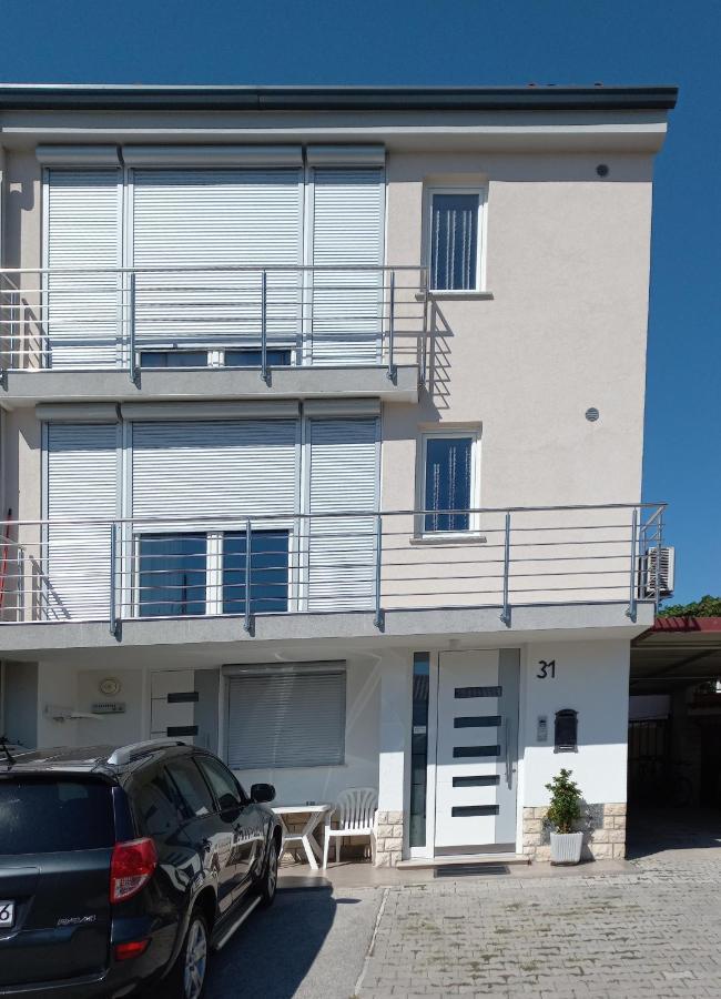 Apartments Karmen Portoroz Exterior photo